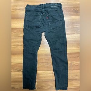 Levi’s 512 jeans black fit more like a 29 such nice jeans